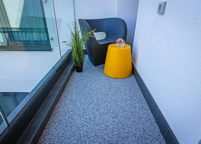 Apartment: No 6 Apartments